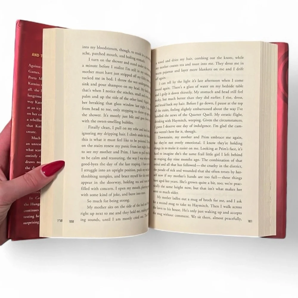 Catching Fire The Hunger Games Book 2 Suzanne Collins Hardcover